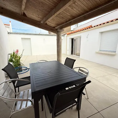 Feriehus Maison D'olonne - Quartier Gare *